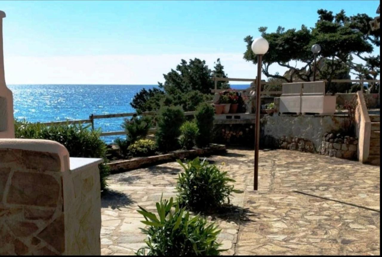 Villa Vera Trifamigliare Con Ingresso Diretto 20 Mt Al Mare Clima Wi-Fi Bbq Cala Liberotto Zewnętrze zdjęcie
