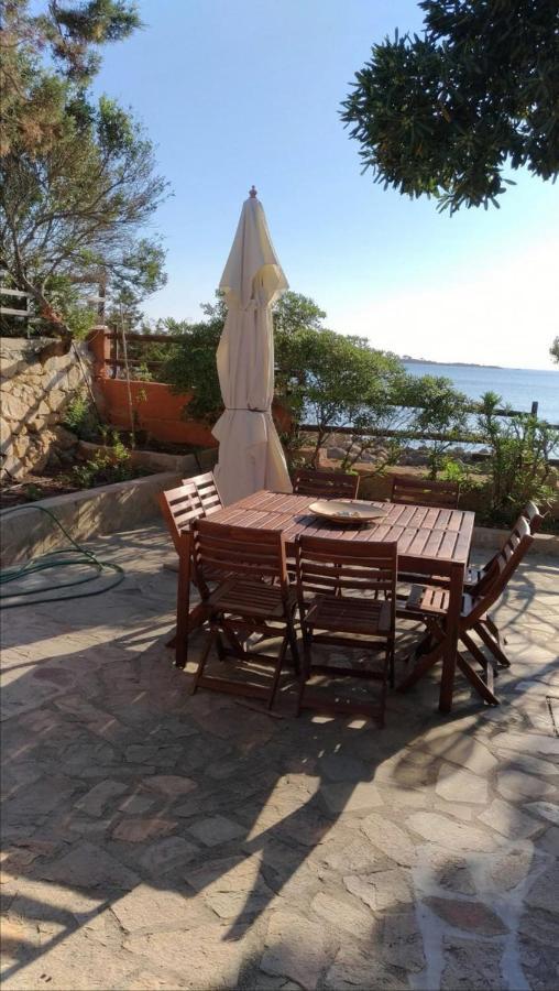 Villa Vera Trifamigliare Con Ingresso Diretto 20 Mt Al Mare Clima Wi-Fi Bbq Cala Liberotto Zewnętrze zdjęcie