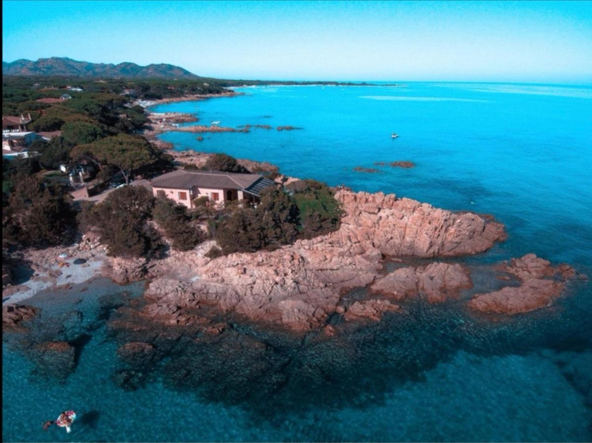 Villa Vera Trifamigliare Con Ingresso Diretto 20 Mt Al Mare Clima Wi-Fi Bbq Cala Liberotto Zewnętrze zdjęcie